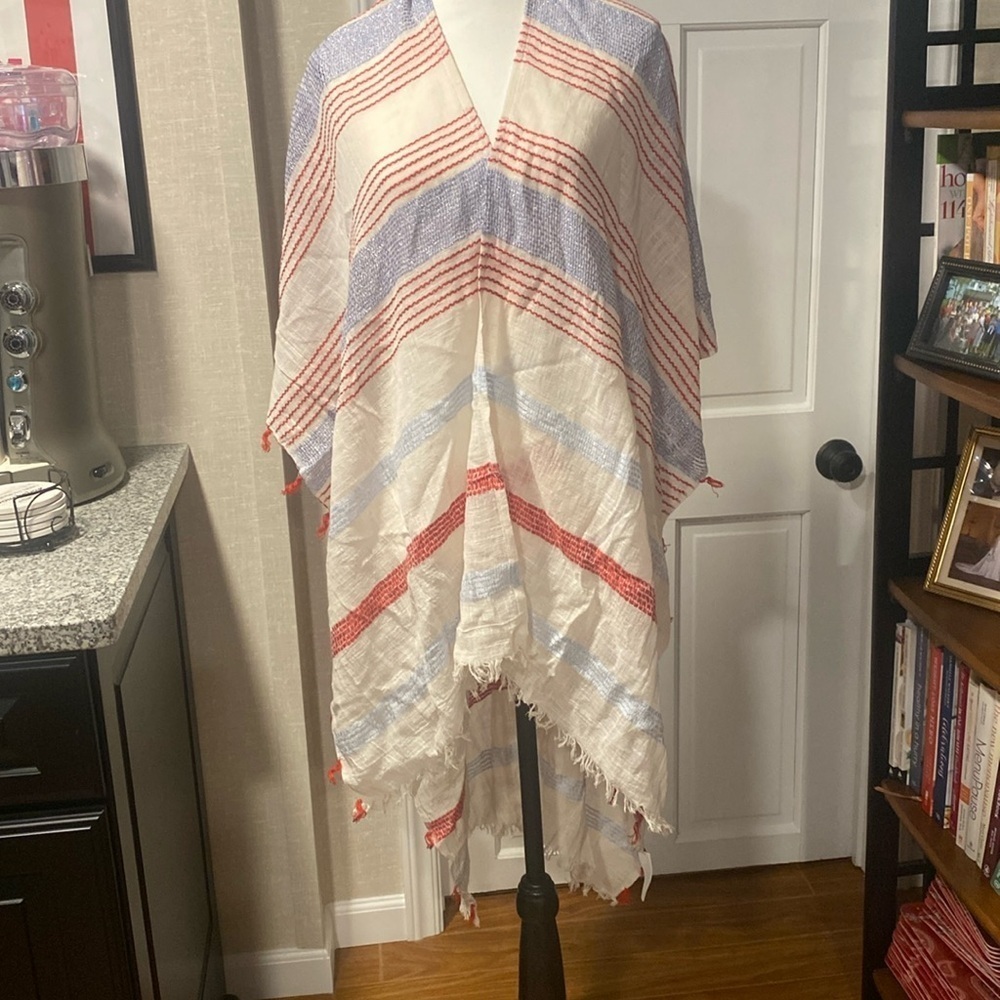 Echo Wrap - a Red, White & Blue
